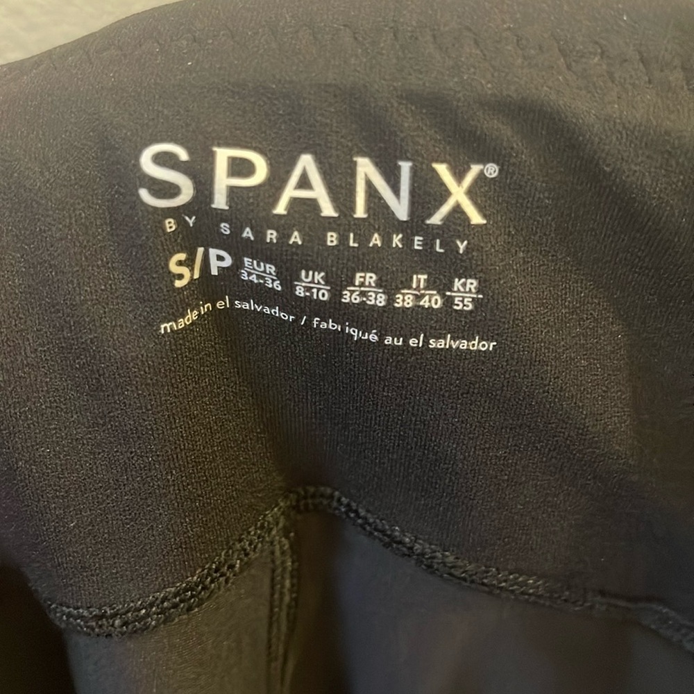 Spanx Active Full Length Black Printed Leggings with Silver Stars EUC - Picture 5 of 7